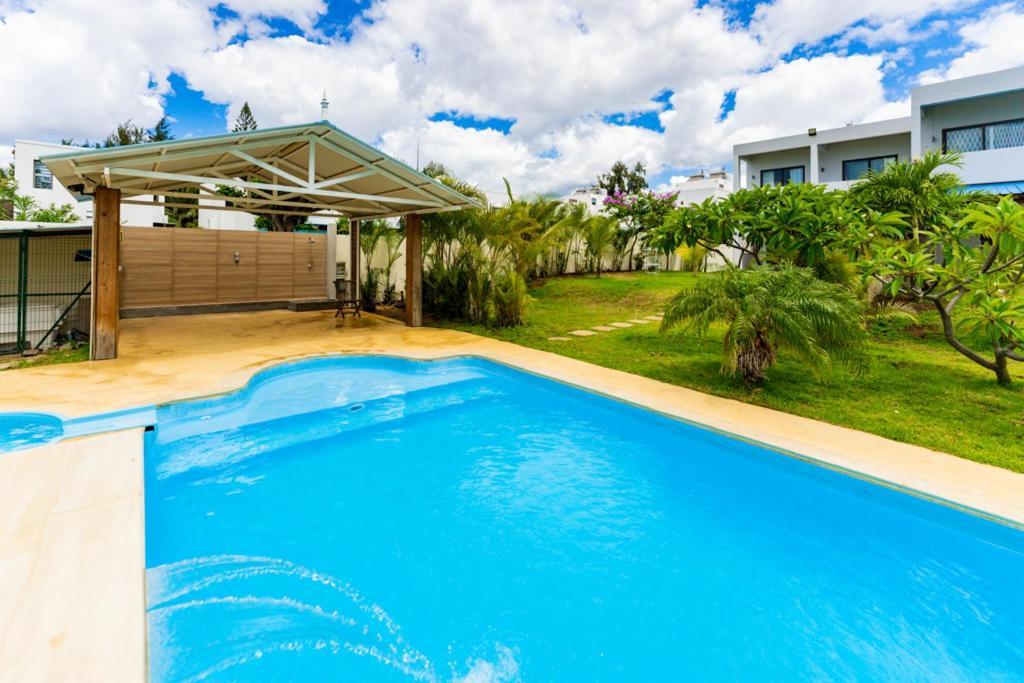 Stella Marris Beachfront Villa Pointe aux Sable Eksteriør billede
