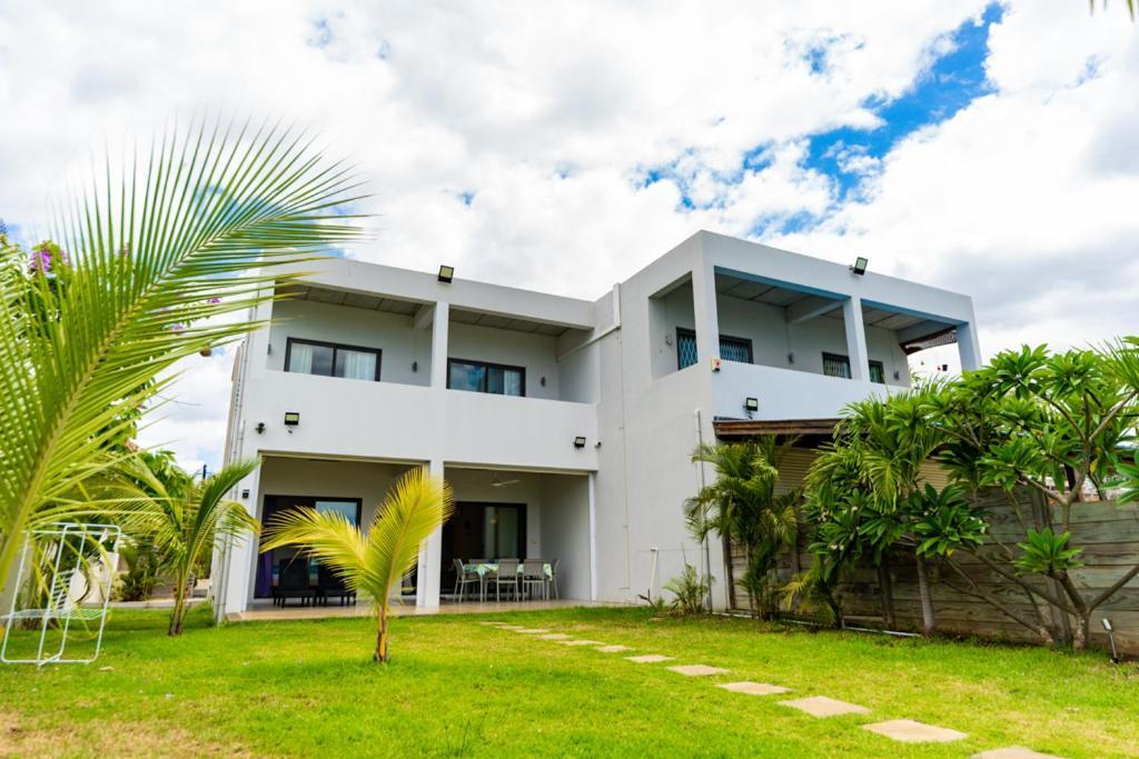 Stella Marris Beachfront Villa Pointe aux Sable Eksteriør billede